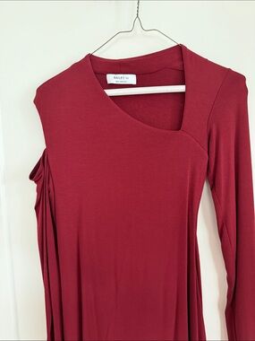 Bailey 44 Burgundy One-Shoulder Long Sleeve Dress